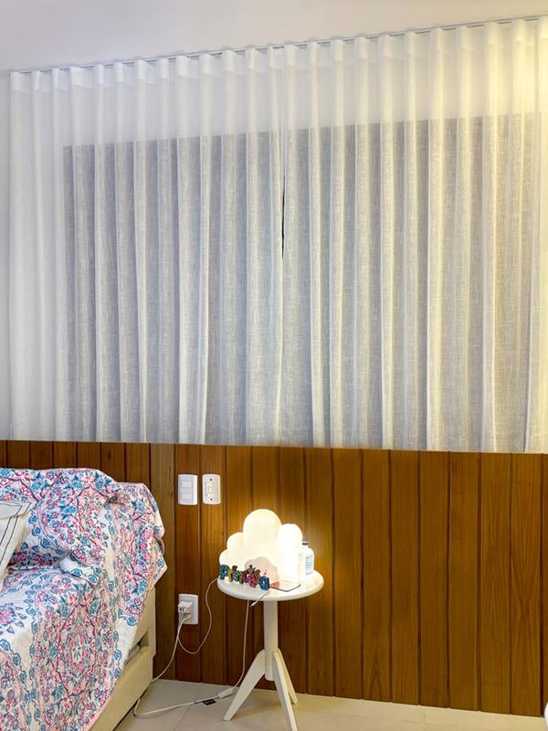 Para Trilho Simples - 250cm x 185cm - Linho Gaze Branco sem Forro · Camila Gusmão