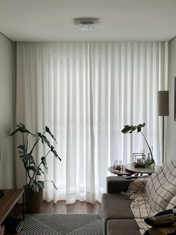 Para Trilho Duplo: 250 cm x 260 cm - Linho Gaze Branco com Forro de Microfibra · Daniel