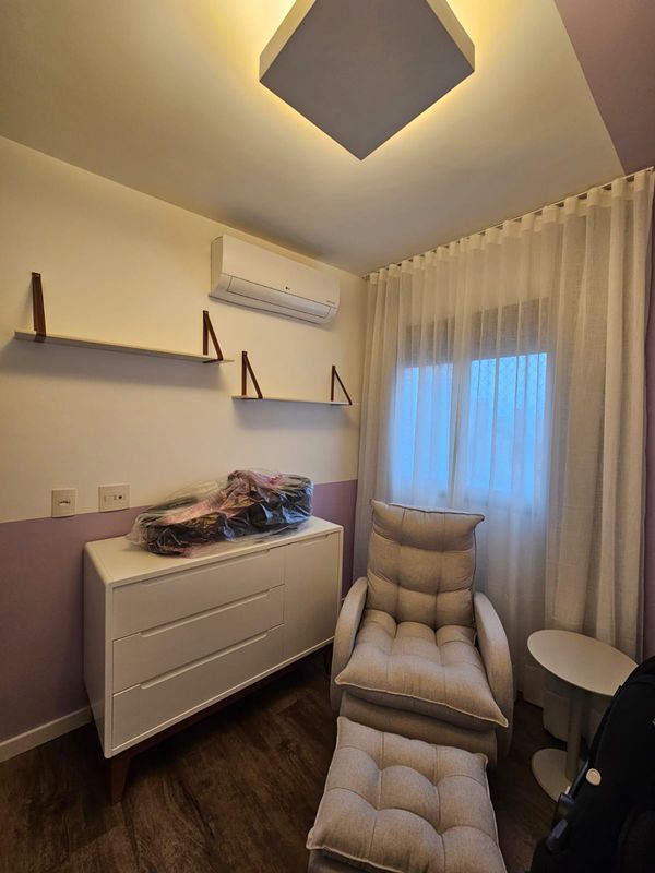 Para Trilho Simples: 170 cm x 261 cm - Linho Gaze Gaze Off White com Forro Blackout Gelo · Giovana Lemos